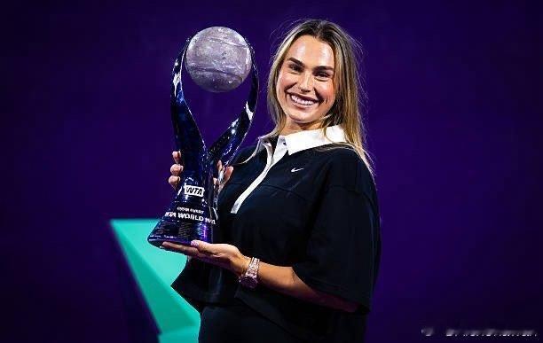 萨巴伦卡回应是否改国籍萨巴伦卡在接受摩尔根采访时被问到是否会更改国籍，世界第一