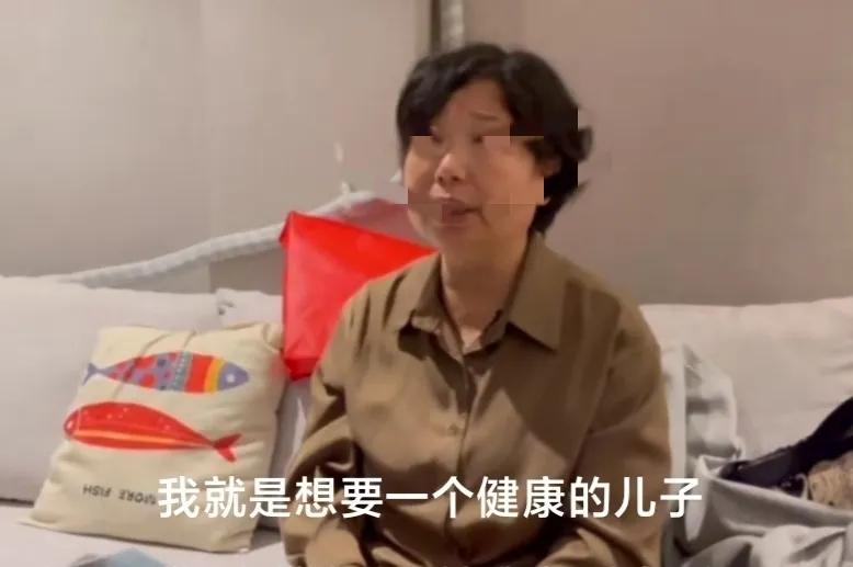 杜某枝为什么要给单位管计生的领导说，她92年的孩子没生成，生了但是没活。还专门办