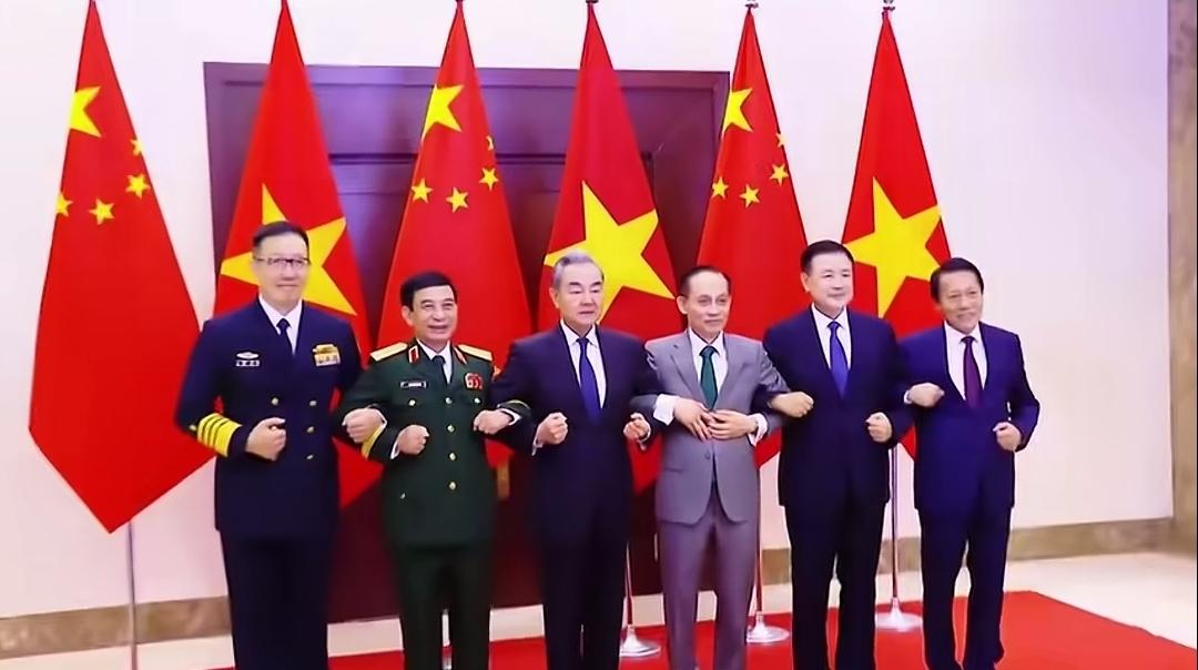 中越关系开启全新篇章！双方外交+国防+公安部长联动，美西方看到这画面直摇头。