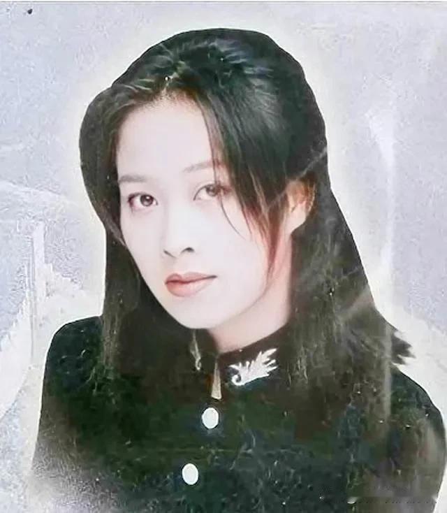 通俗歌手为何不被主流音乐认可中国歌坛有种奇怪现象，歌星演唱会是你方唱罢我方唱