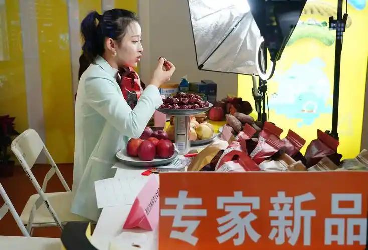 警惕不少网红代货农产品是真带货，真挣钱，真坑农！挂着所谓助农的名义卖农产品，