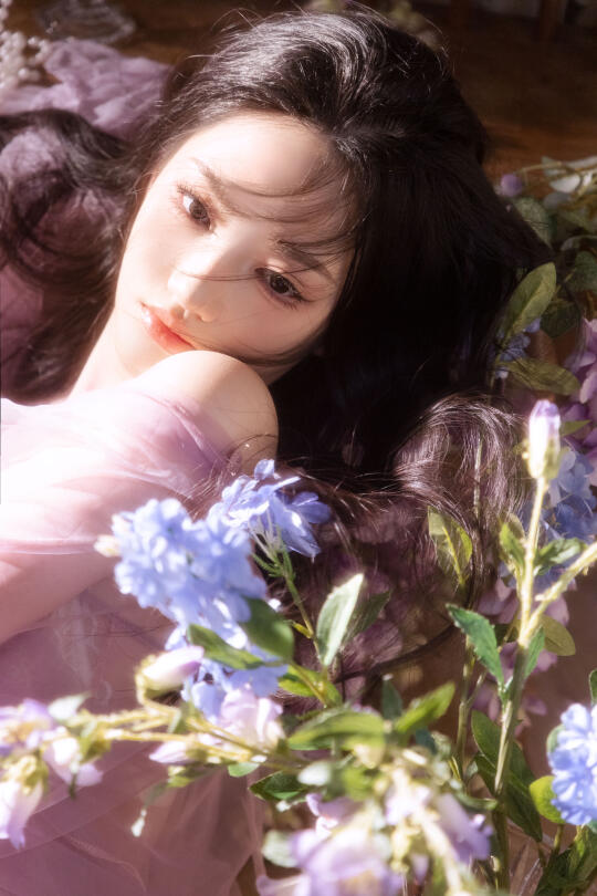 ✨纯欲轻私房｜紫色私房少女写真