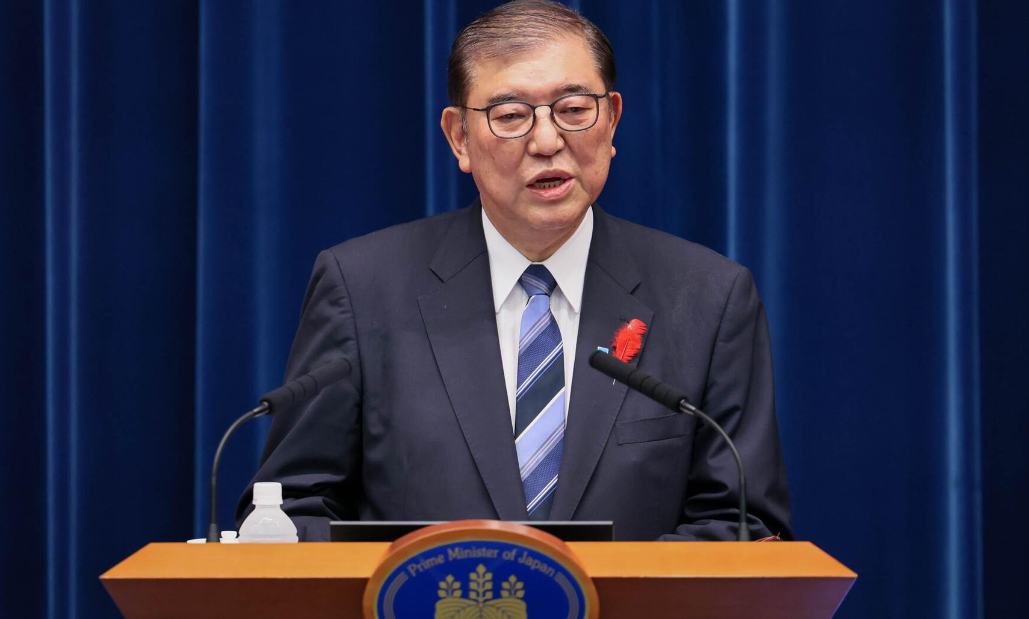 解放军双航母练兵，日本逼中国给个交代憋了好几天，日本终于坐不住了。近日，针对