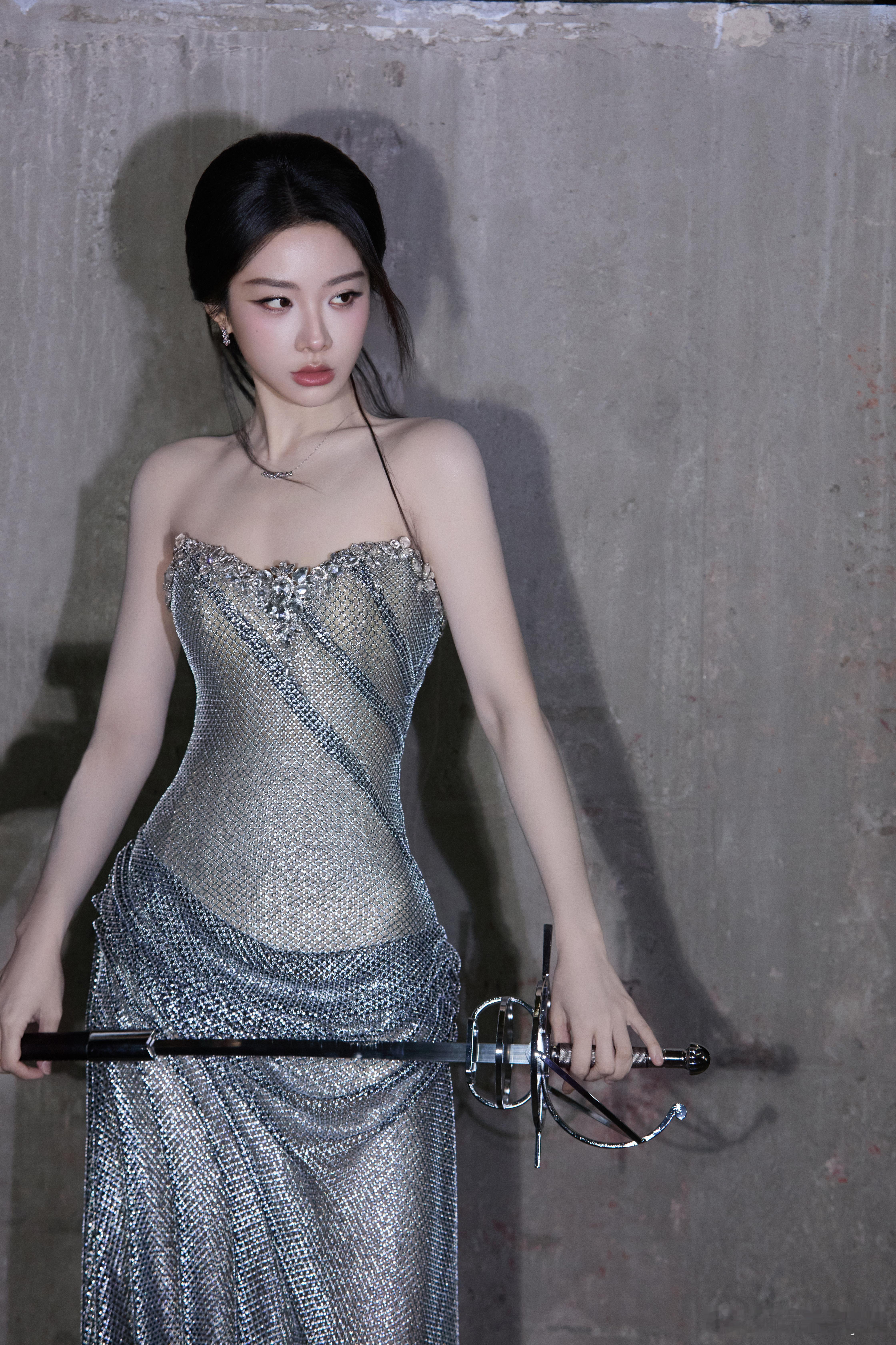 喻言的身材太好了，这裙子太美了！太好看了！