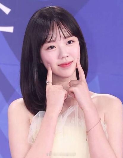池艺恩暂停活动RM池艺恩暂停活动据韩媒，26日，《RunningMan》固定