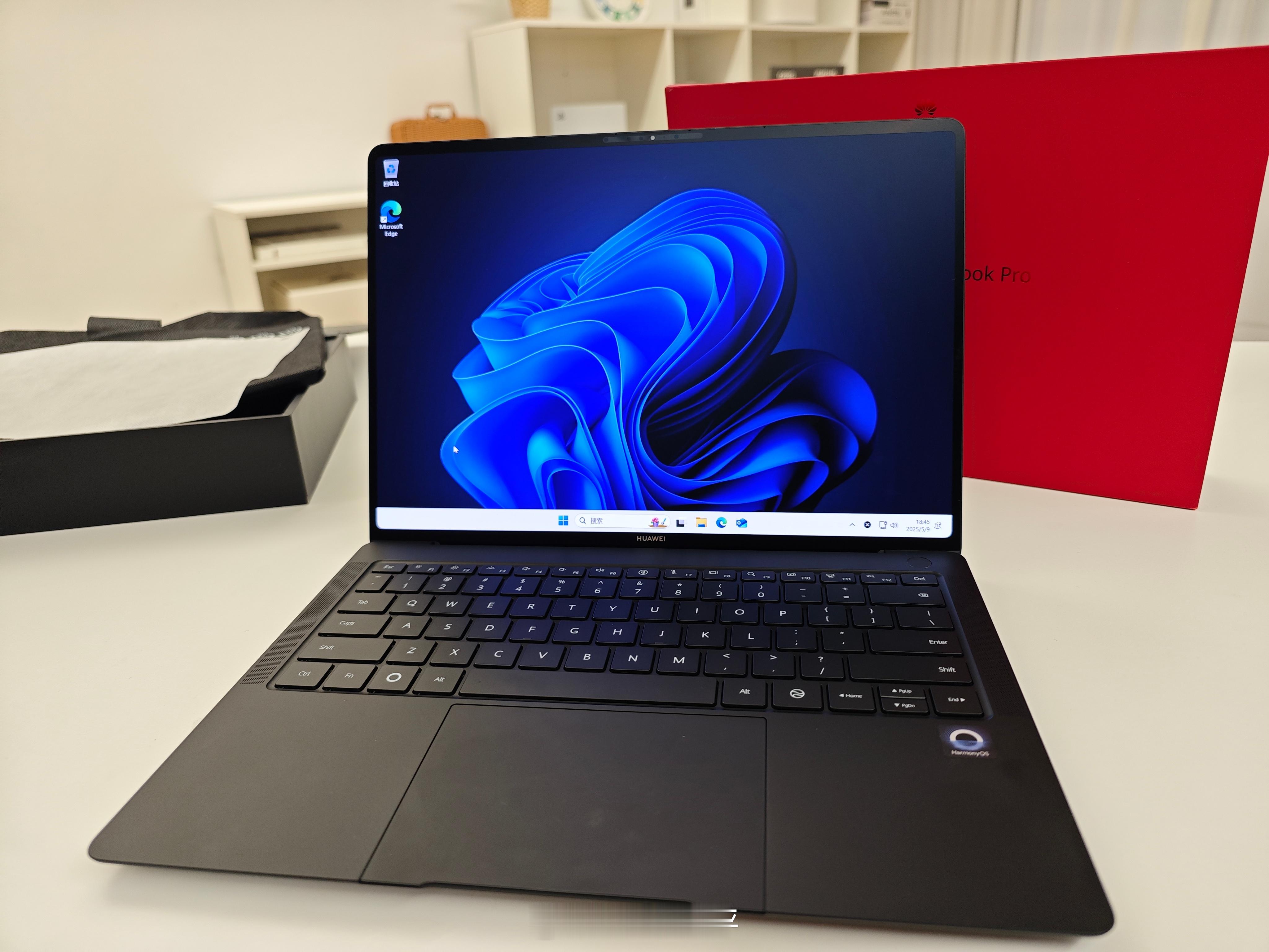 鸿蒙电脑运行Windows11虚拟机成功[doge]​​​