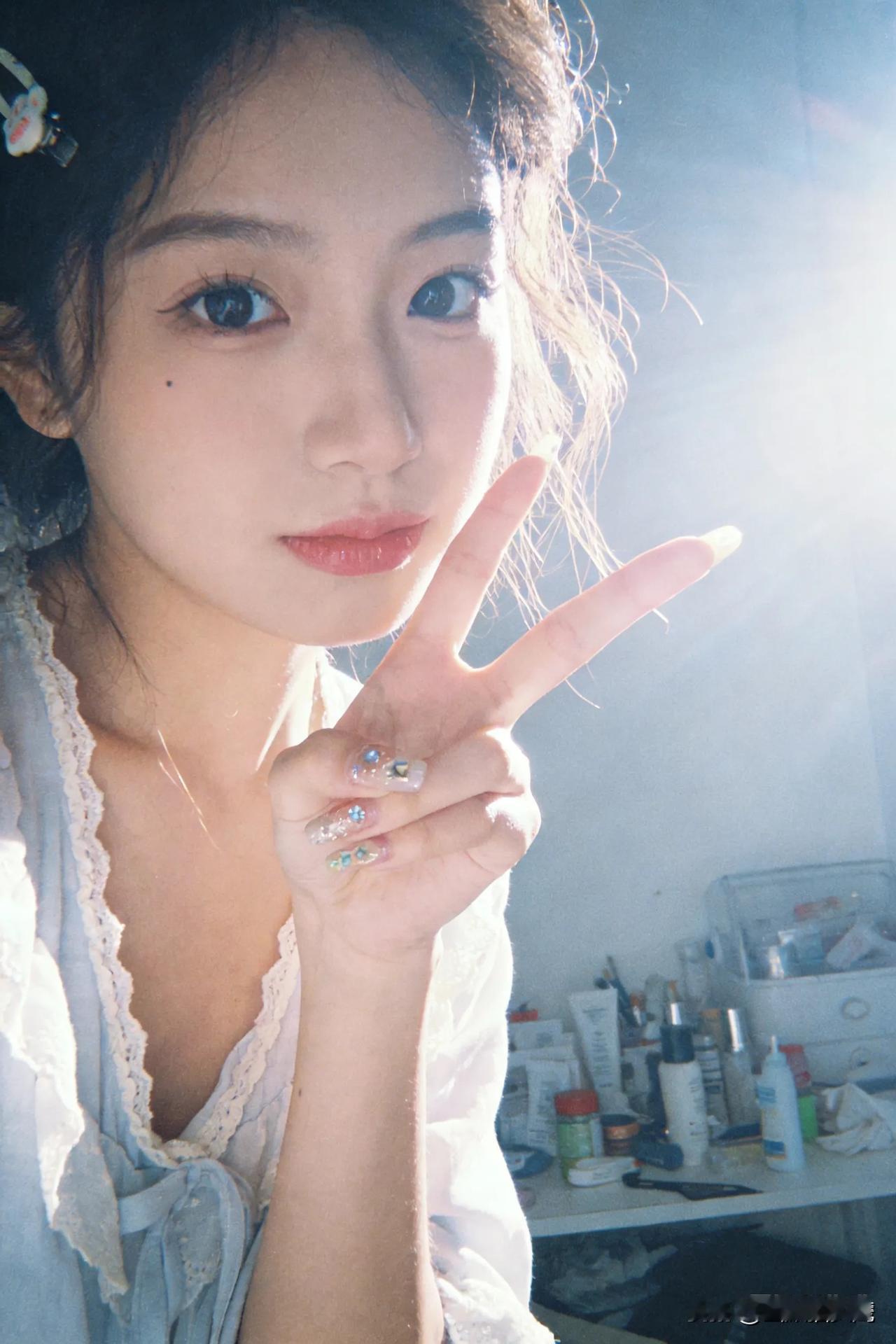 发没发现社会上一些很牛的人物未必有多么好的人生履历，但他们很会说话来事揽事