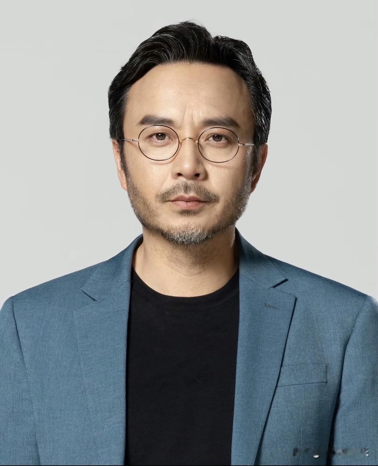 张嘉译，秦海璐，王晓晨你们是优秀的实力派演员合作时的默契，自然且真实让观众