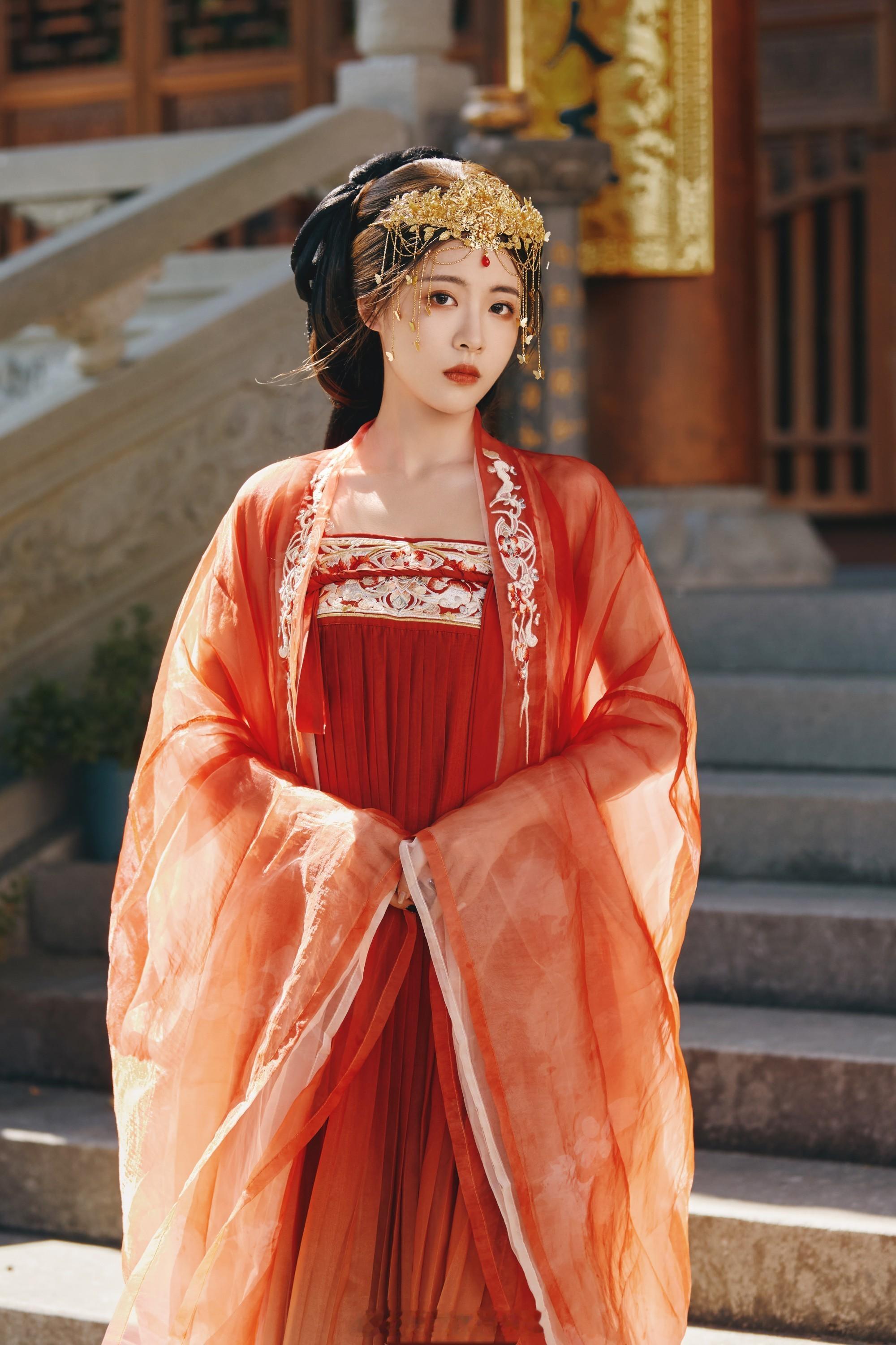 孙芮迷人古风穿搭大赏​​​