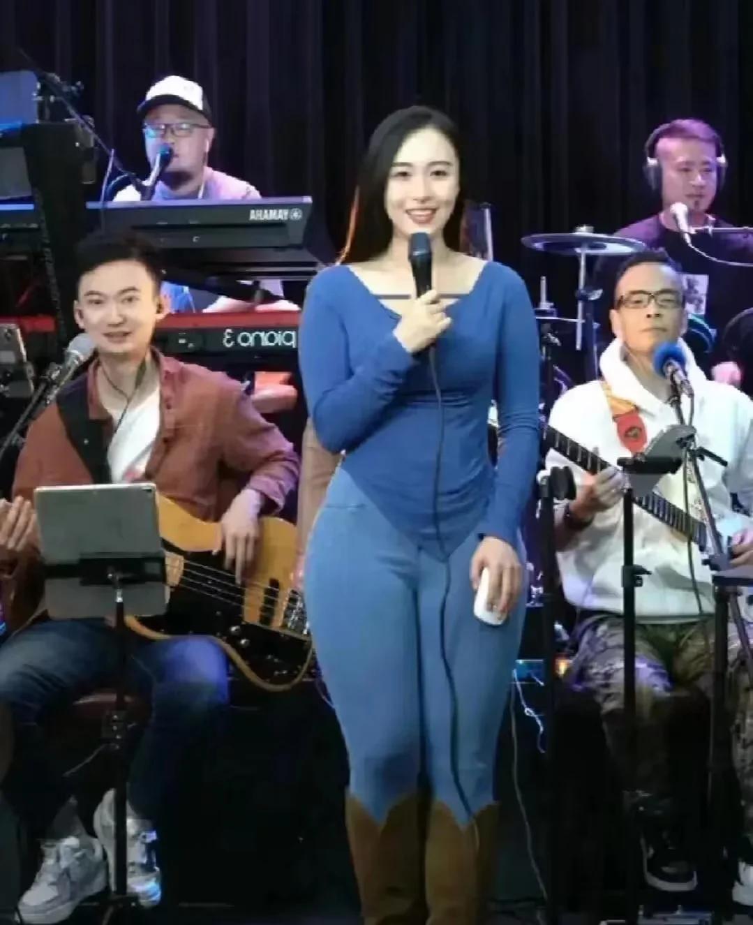 好男不赌，好女不舞。
