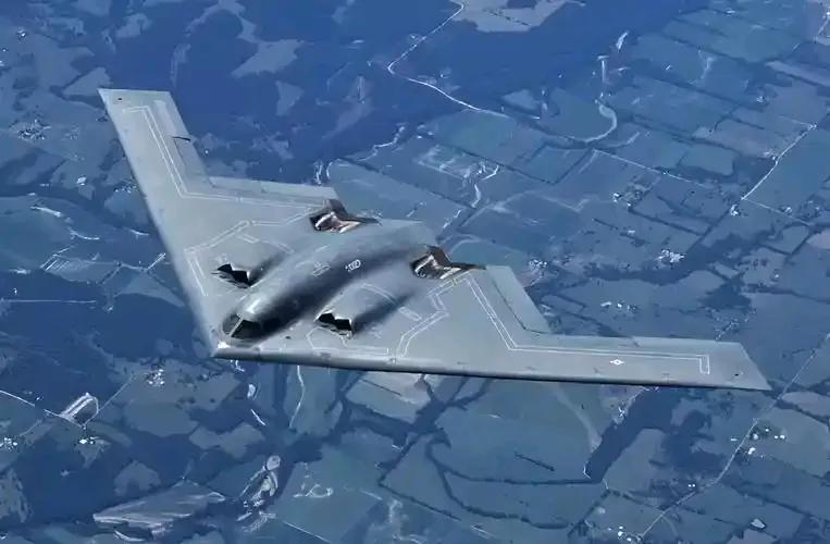 福克斯新闻披露，当地时间7日，众议院议长约翰逊公开了一封特朗普给他发送的信件，该