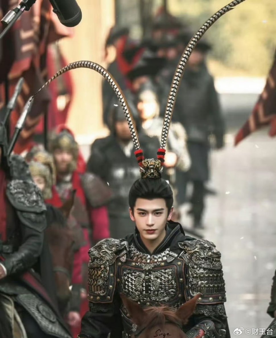 粉底液将军被吐槽不该演员一人承担真的别把所有骂名都扣在演员身上了🙏首先搞清楚