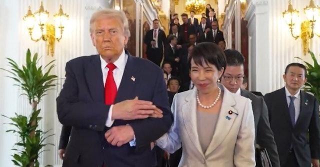 很多人以为今天的中国军力碾压日本，所以我们安全了。大错特错！相比于1937年那个