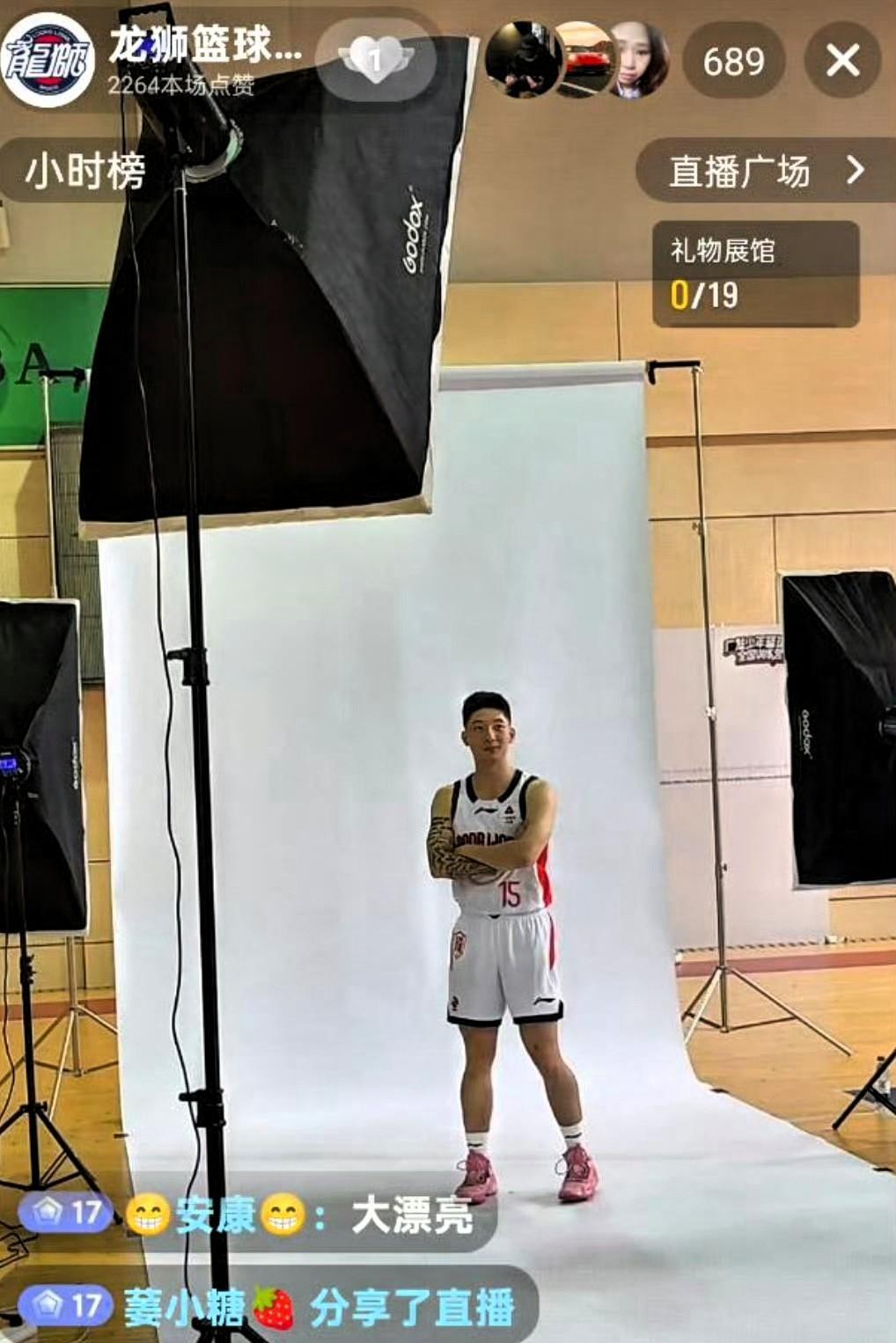 郭艾伦亲口承认！出战12月13号对四川队的比赛，千呼万唤始出来，最近三年，能看到