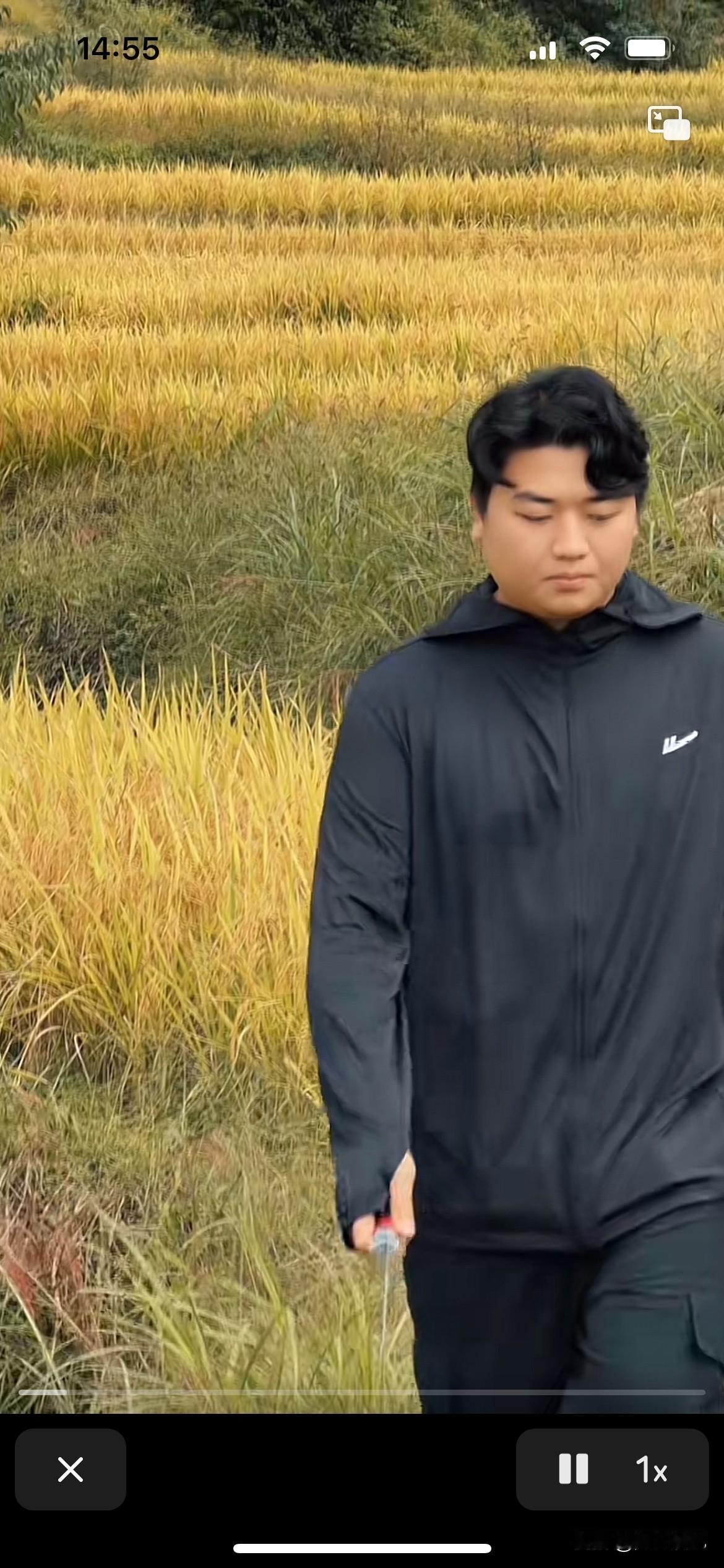全红婵哥哥这次出大事了吧，口口声声说自己不会摆拍，现在一眼就看出作秀的，看看另外