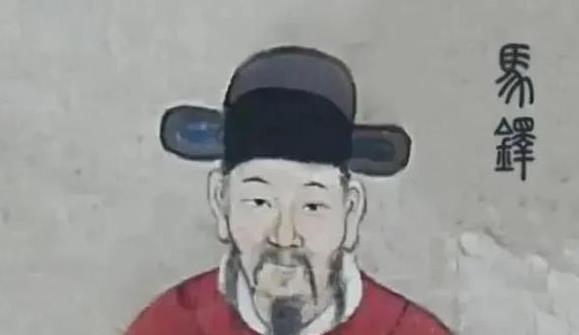 1411年春，马铎在进京赶考的路上，看到有一个女子的尸体在路边暴晒，他于心不忍，