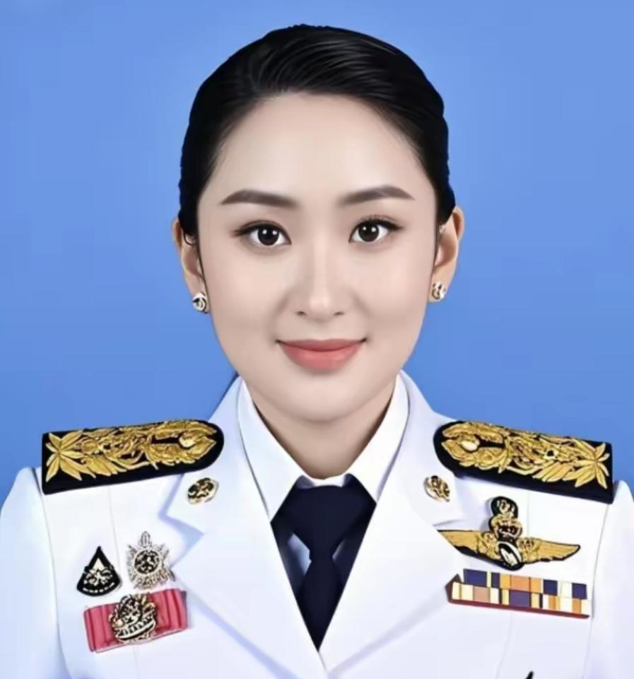 快报！快报泰国突然宣布了12月10日，泰国国防部发言人苏拉讪表示，本次泰柬边