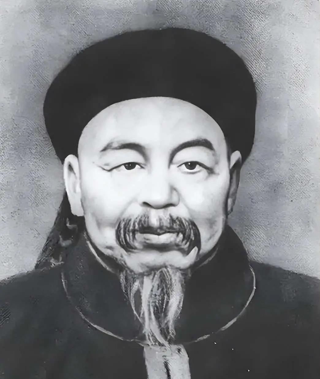 1874年，年过六旬左宗棠奏请辞去陕甘总督，并进京参加当年的会试。朝廷哭笑不得，