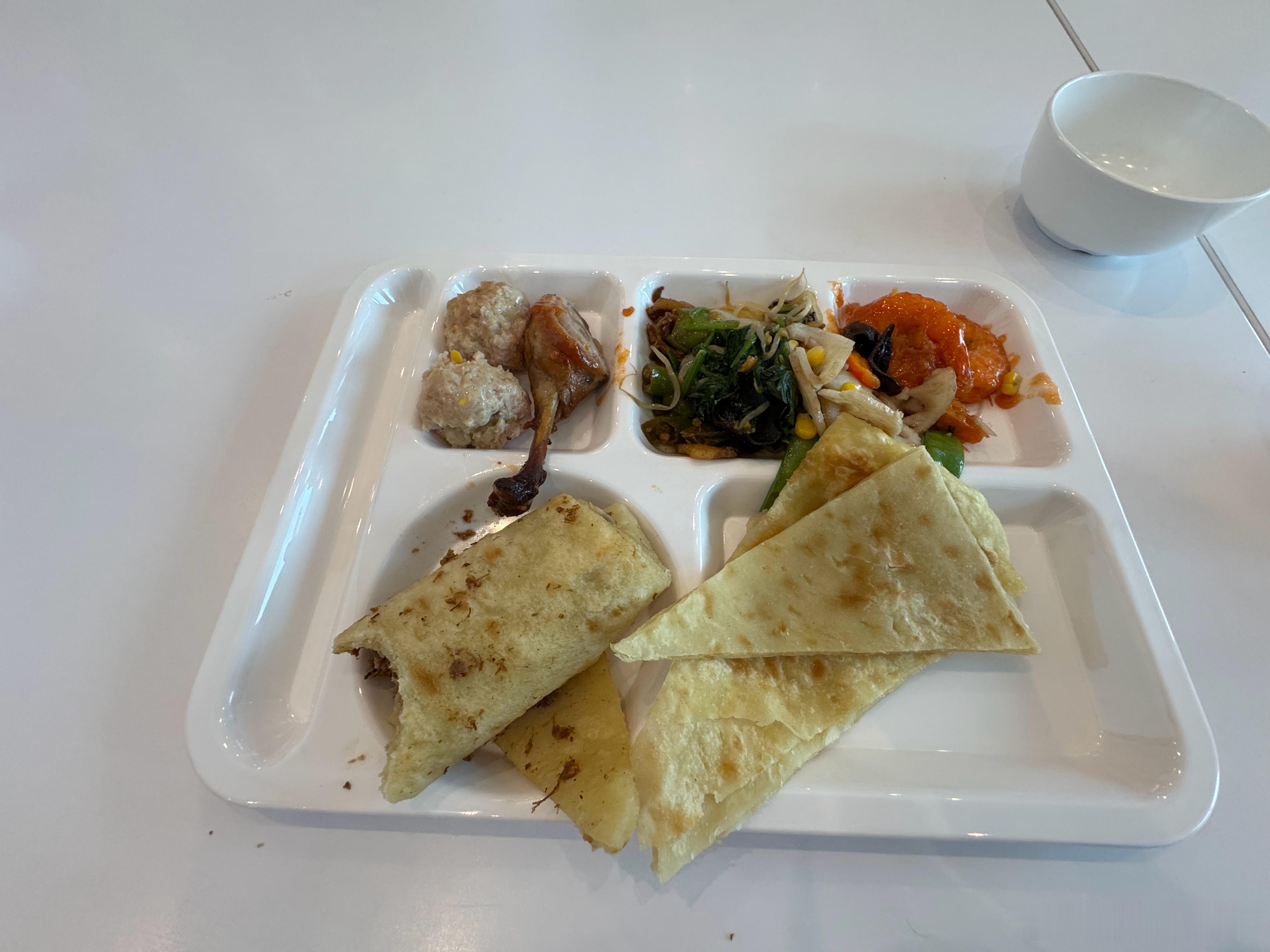 我想天天吃食堂[吃瓜]​​​