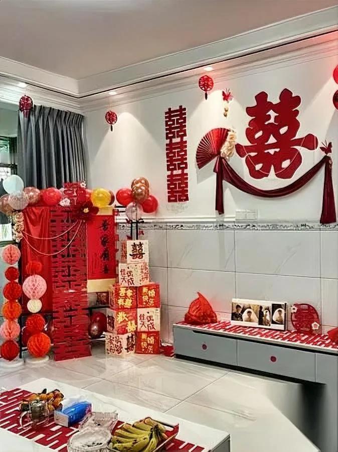 朋友婚礼上闹了出大事——有人堵着收礼桌要钱。而且要的是新郎欠了五年的三万