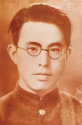 1942年，郑文道被捕，日军准备将他带到宪兵司令部审问，路上，他却趁日军不注意跳