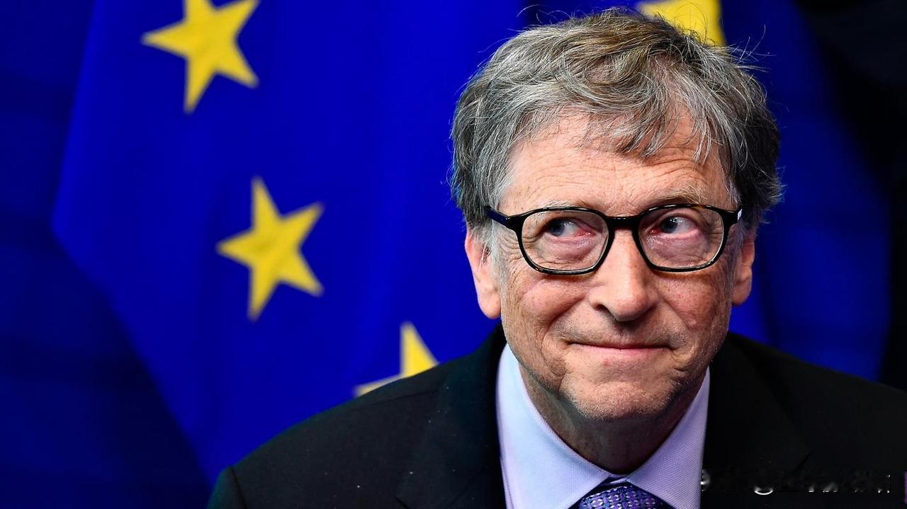 千亿富翁比尔·盖茨多年来树立的人设彻底崩塌。爱泼斯坦文件曝光，比尔·盖茨曾感染“