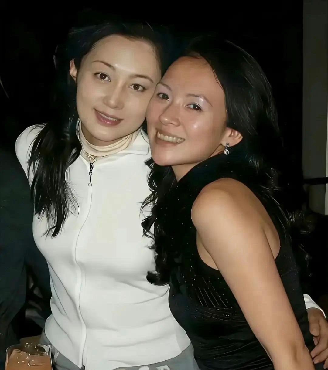 陈红章子怡旧照，喝了不少但真美，是真好看！