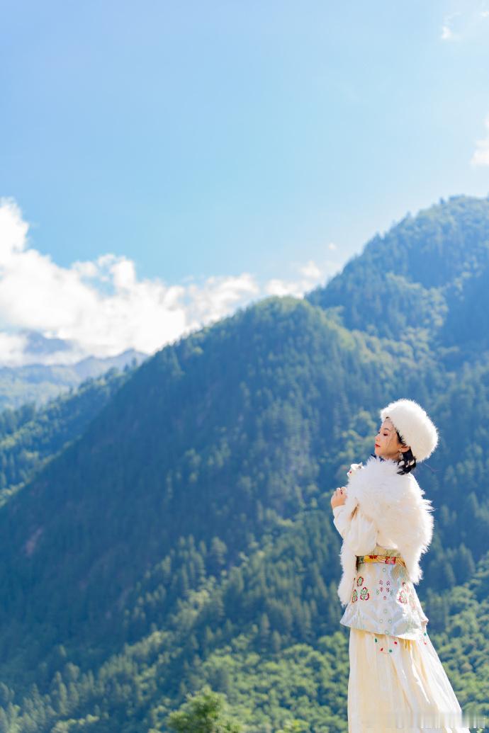 🐯属虎人2026财运大揭秘！💰在2026年，生肖虎的朋友们的财运可谓是风生水