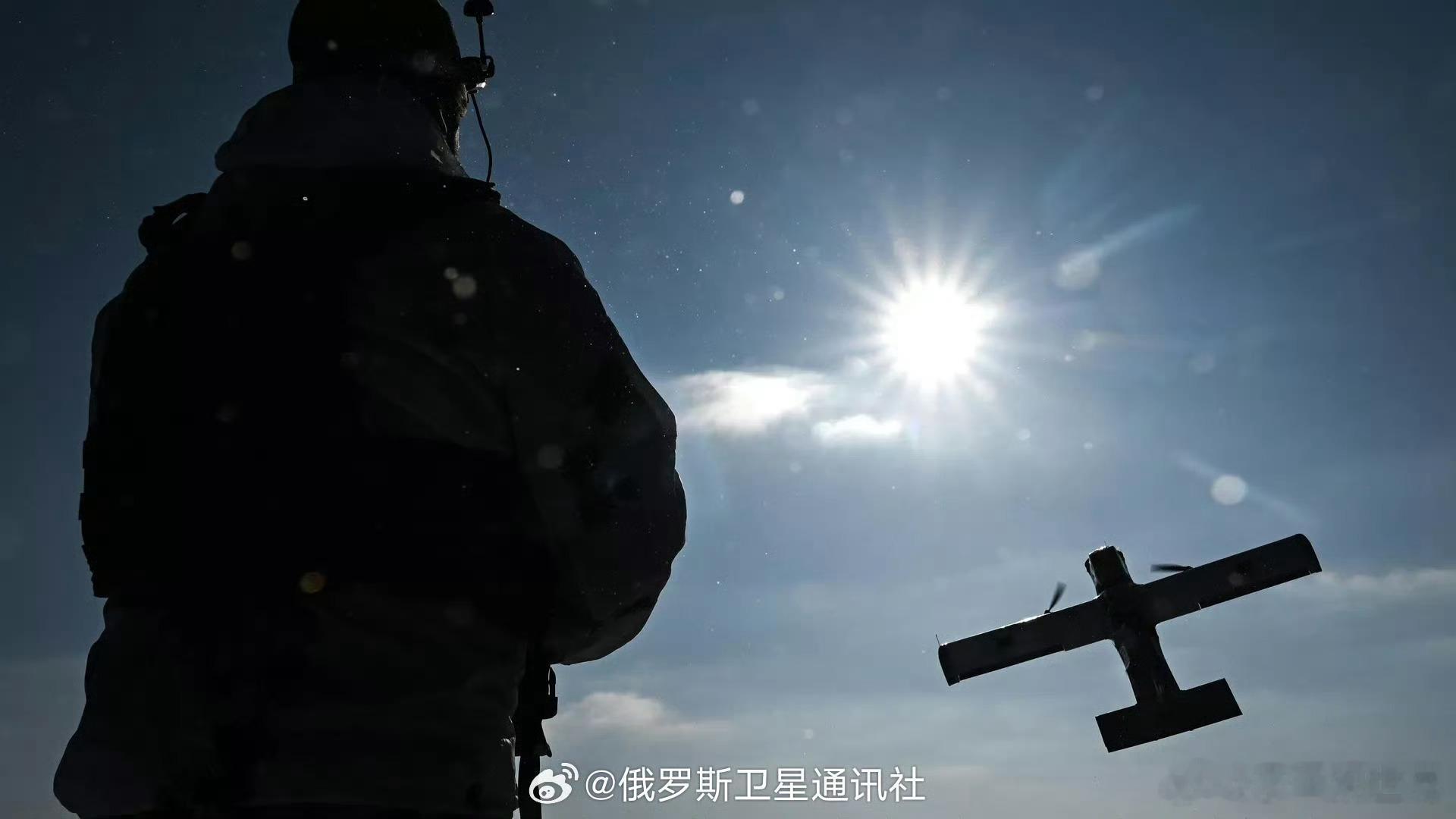 【俄国防部：俄军使用“天竺葵”无人机打击切断苏梅州乌军设施的供电】俄罗斯国防
