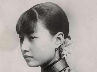 1917年，40岁军阀王德庆病逝。临终前，他偷偷塞给17岁小妾30万大洋，一再叮
