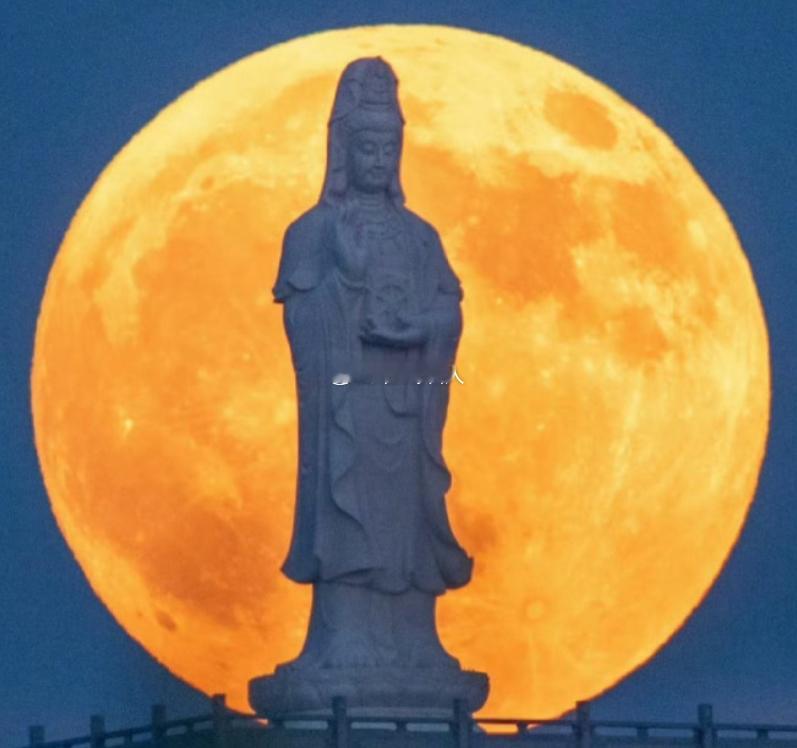 好事来了，恭喜你了。刷到菩萨，虔诚礼赞，留下一句：“好运连连”