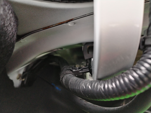 威朗Pro后备箱生锈1年车，后备箱边角就生锈了，属于质量问题吗？在不在三包范围