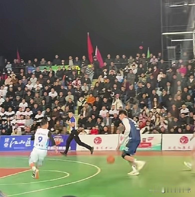 朱荣振打野球去了?宫指导一句非卖品?最后害了朱荣振真的太可惜了,近日球迷发现