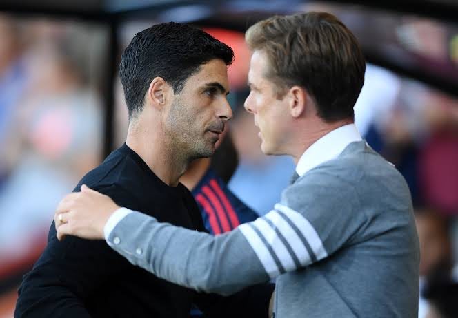 伯恩利主帅斯科特·帕克不明白为何阿森纳会因“定位球专家”而饱受批评:“说实话,我