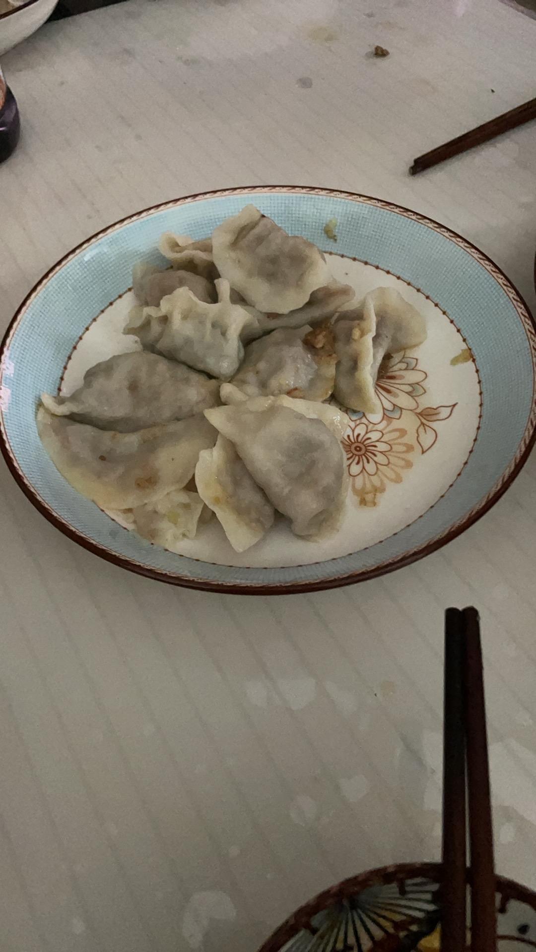 中年人如果失业之后跑滴滴到底能不能维持生活？没有房贷车贷就是单纯挣个生活费，三线