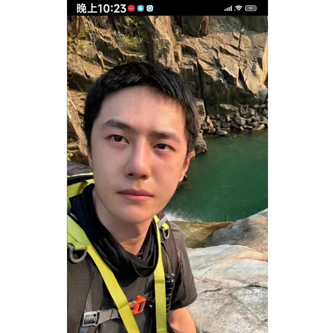 王一博去攀岩是为了淡出娱乐圈？！[捂脸哭]消极的人理解不了王一博，更理解不了他的事