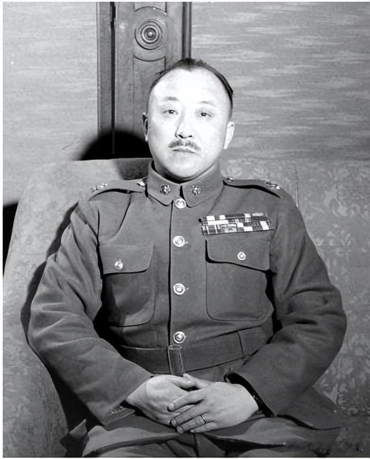 1938年3月八路军115师686团团长杨勇带一个连在吕梁山挡住了800日