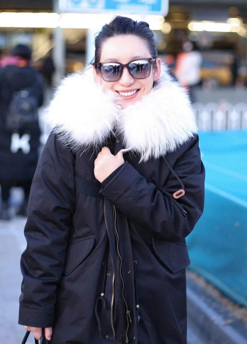 秦海璐才是中年女人的穿搭标杆！秦海璐的机场私服太有参考性了✨一袭黑色