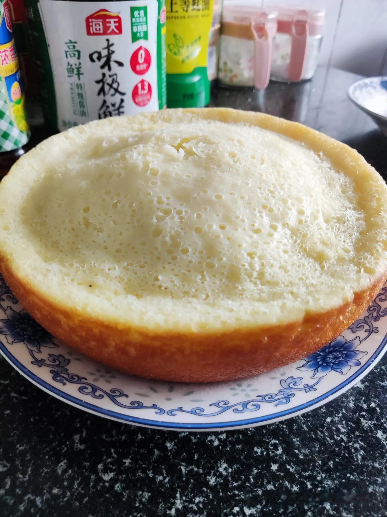 眼看面粉就要长虫子了，买来放太久了，谁知盘中餐，粒粒皆辛苦，想着总不能浪费了，今