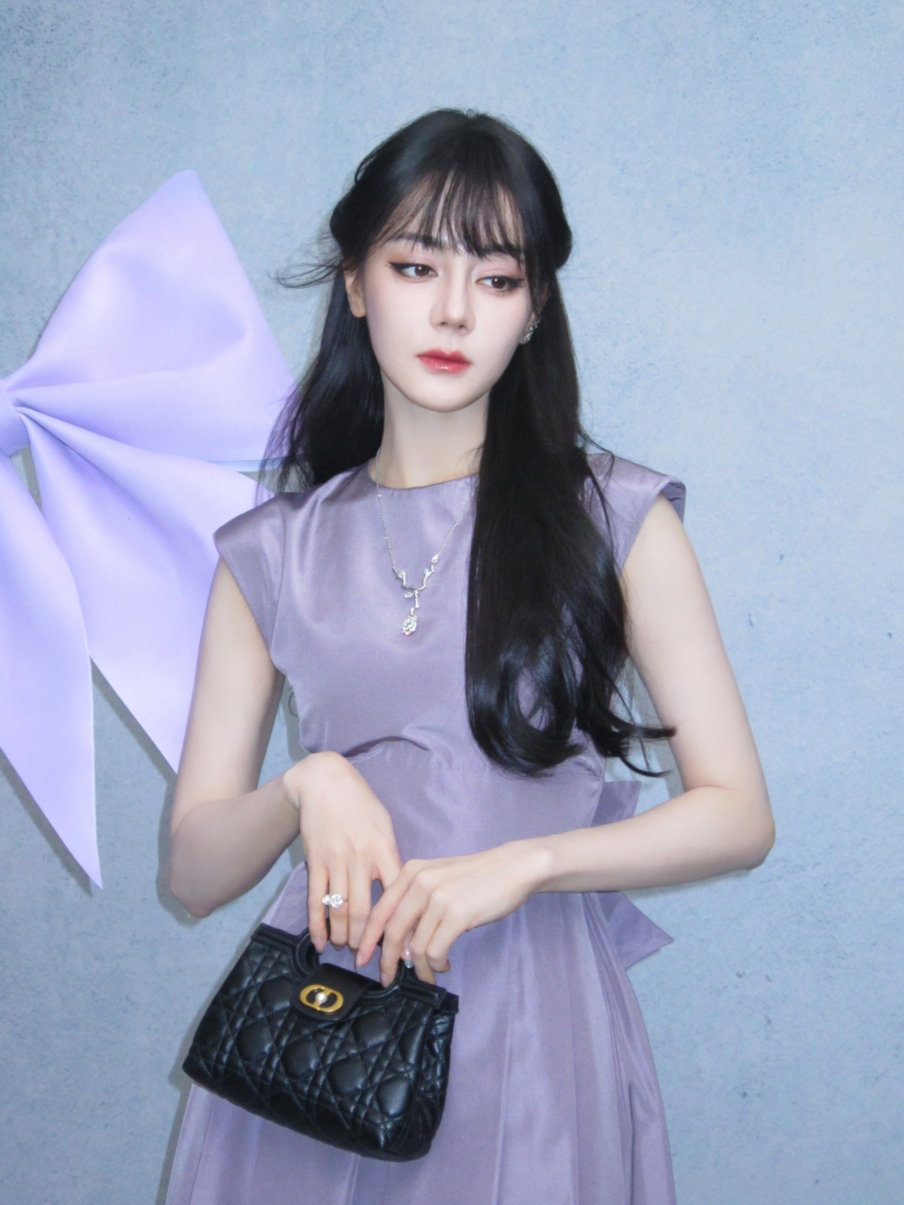 迪丽热巴｜《迪奥小姐展览：芳踪絮语》全球品牌大使&全球彩妆及香氛代言人上线