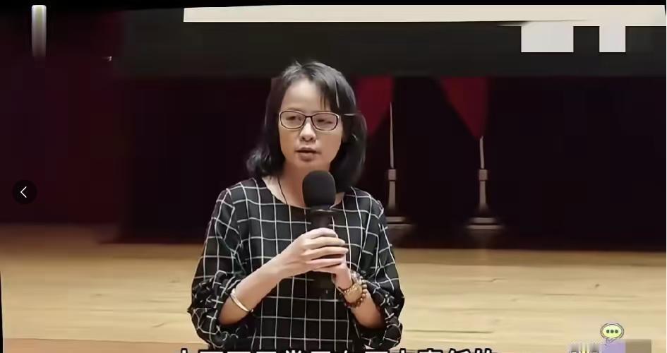 区桂枝喊话国民党！她表示，“中国共产党”将现如今的中国打造成为了一个科技强国，世