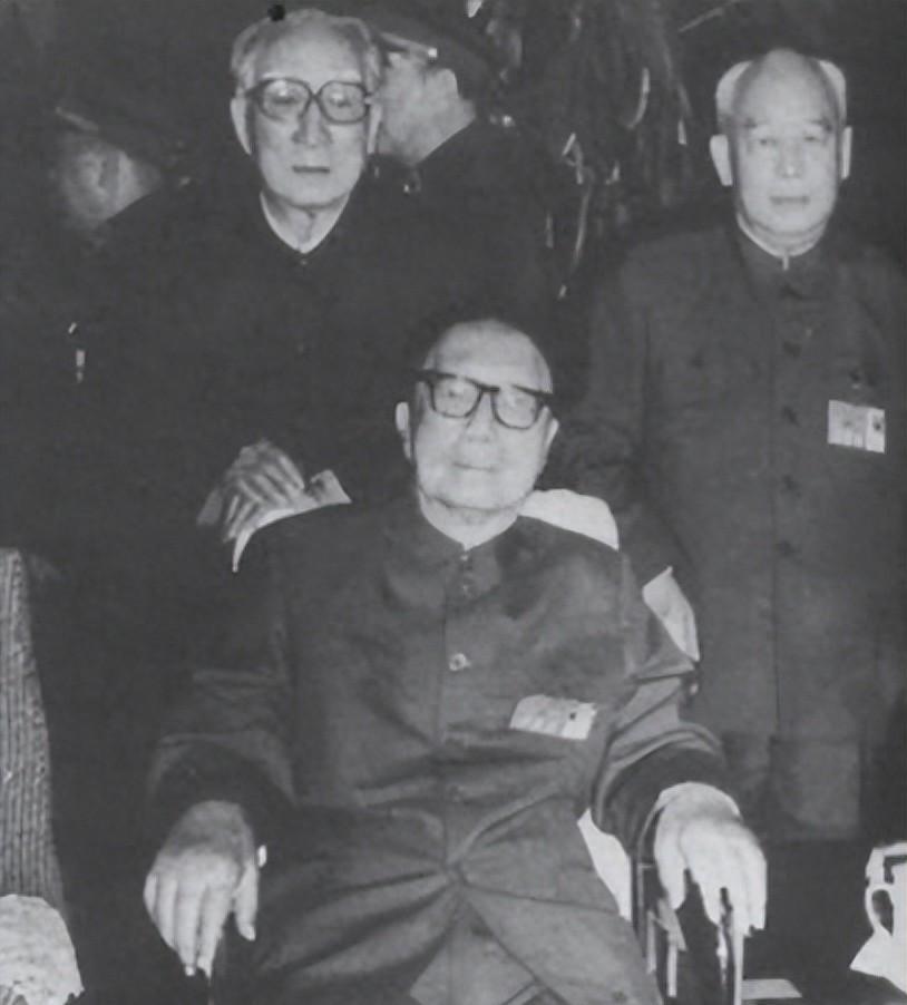 聂荣臻晚年用心记录回忆录，三桩往事选择不再谈及，坦率表达内心真实想法让人敬佩1