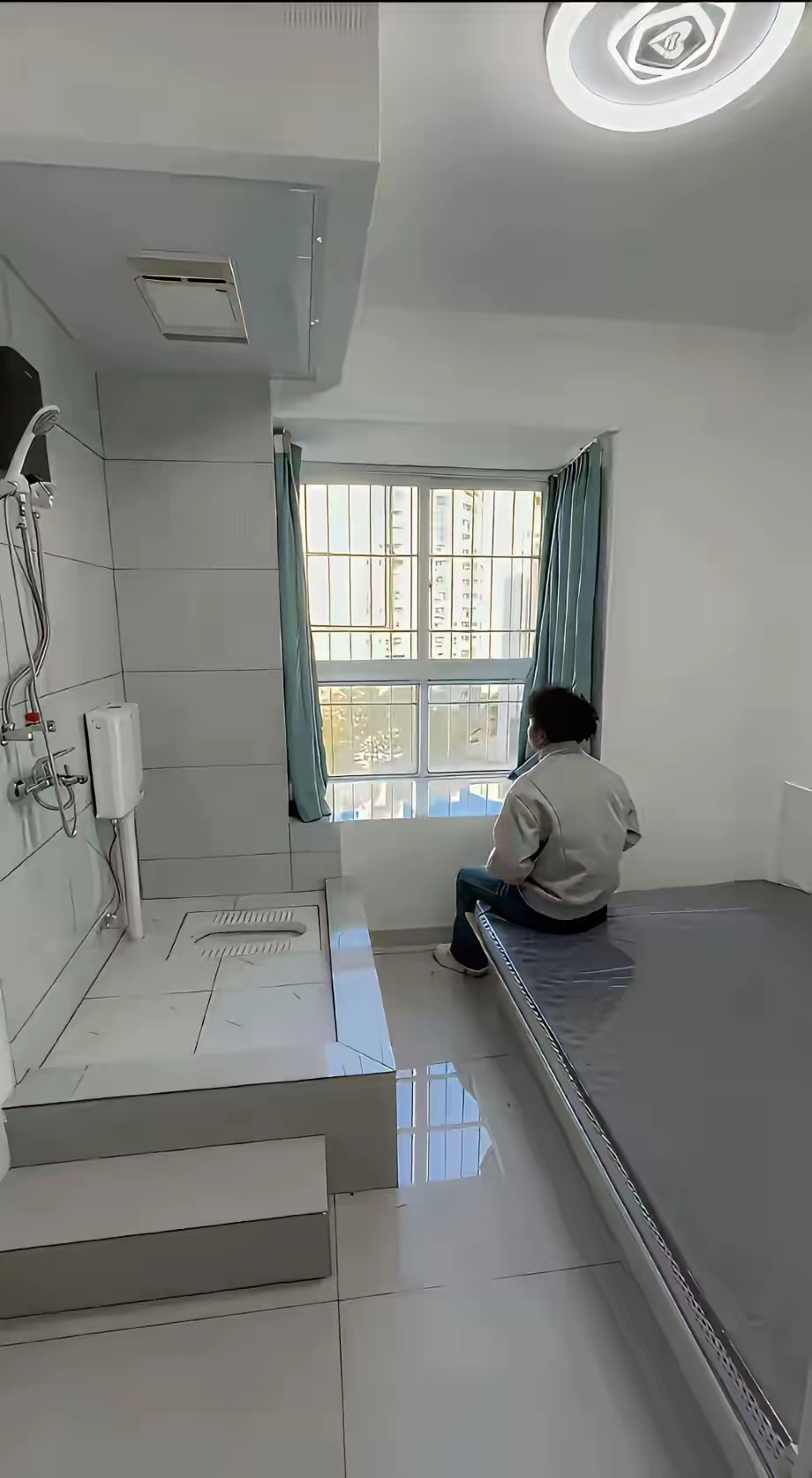 问了一圈，没有一个人愿意租这样的房子。