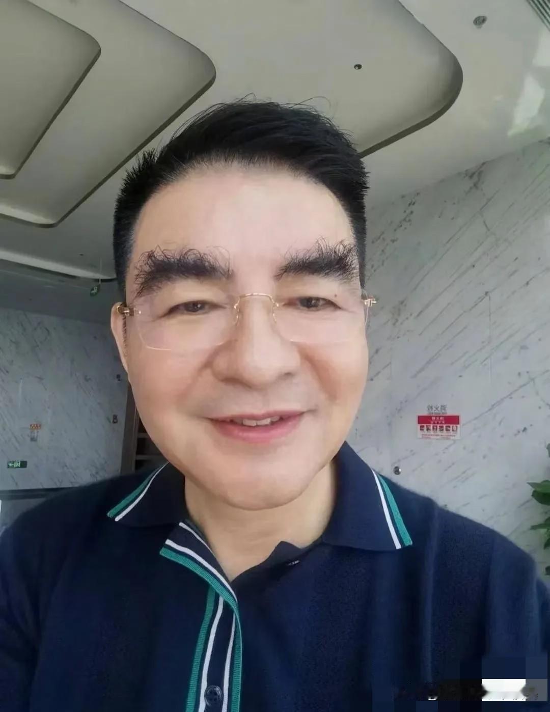 陈光标的“增寿眉”火了！又浓又密，老人说这是长寿+心善的信号谁还没见过陈光