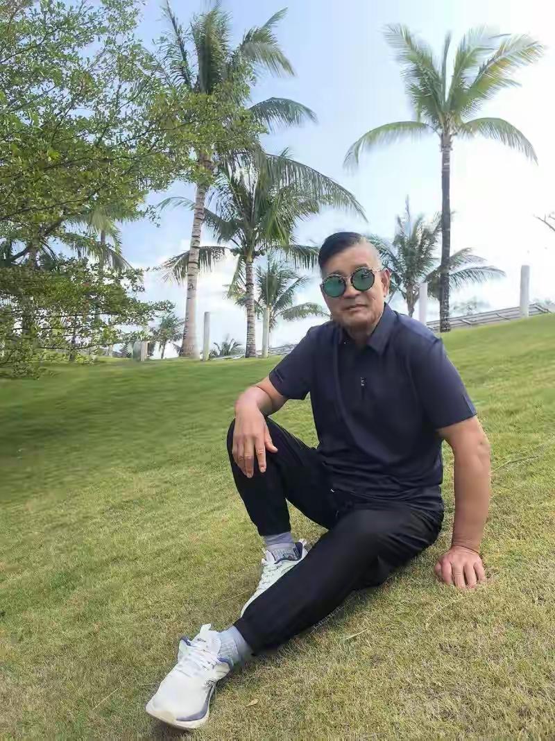 相亲男提出每月给女方7000元生活费，女方饭都没吃完就走人了，他俩到底发生了什么