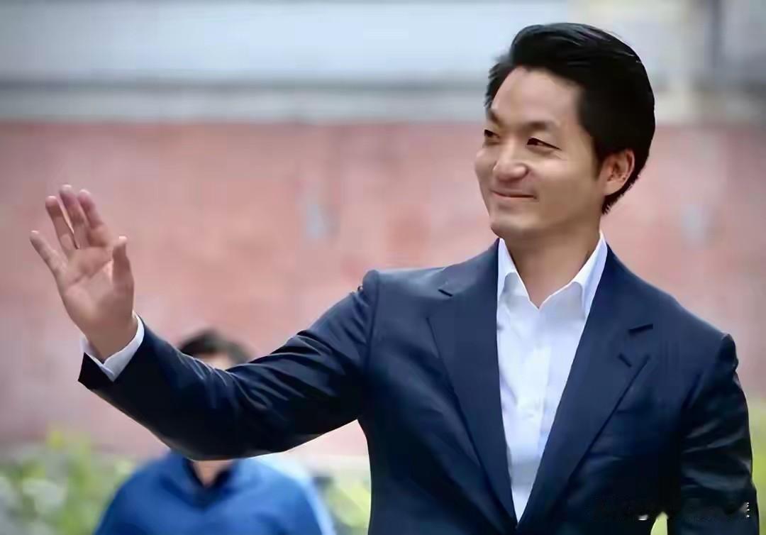 蒋万安:大陆必须对等尊严，不然就停办双城论坛，本来蒋万安应该跟随台北市政府代表团