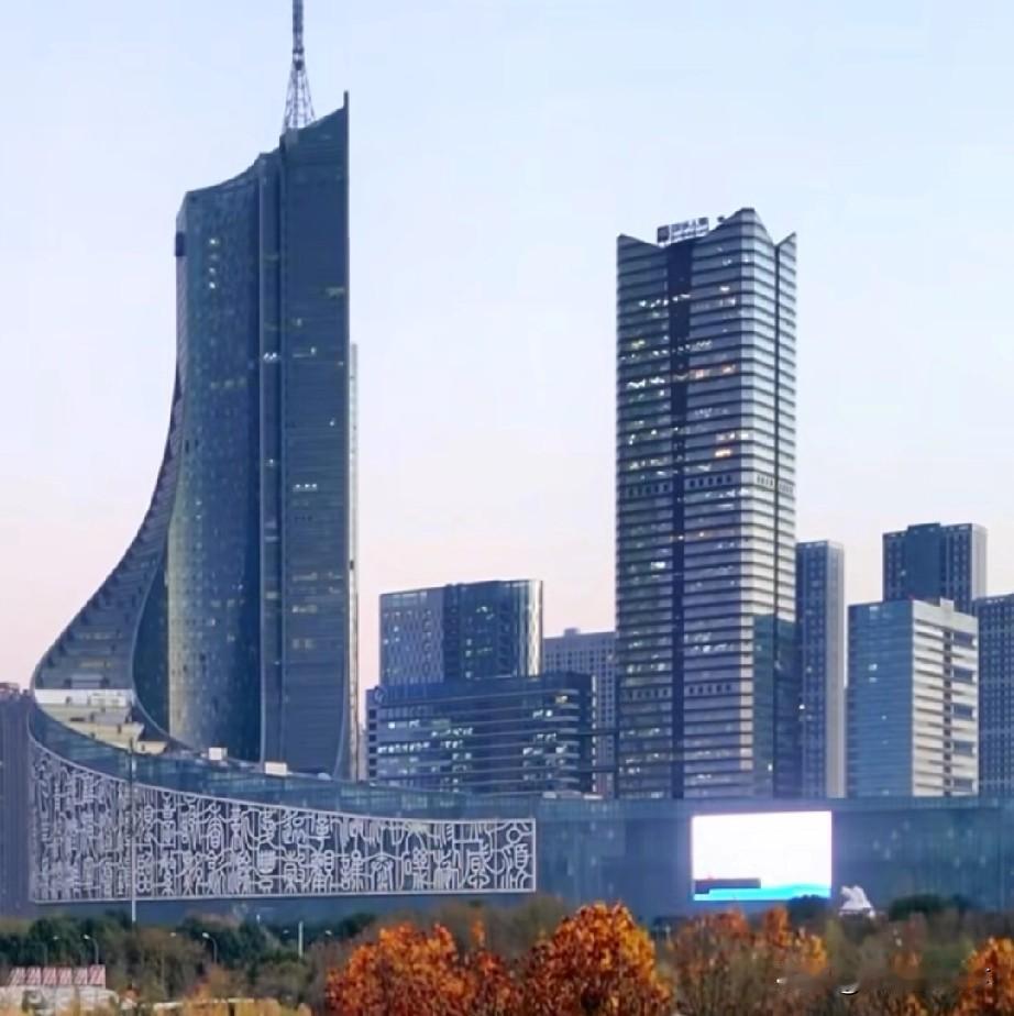 合肥市2025的成绩单是14210亿元，安徽省的龙头城市发展快速合肥作为安徽省