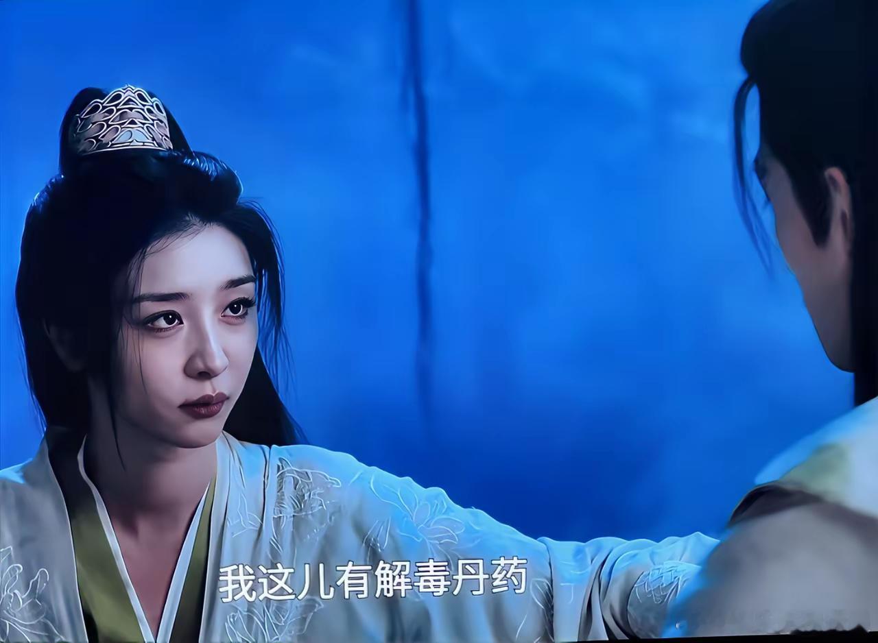 《凡人修仙传》韩立又给陈师姐喂忘尘丹了！​不过这一次是韩立哄着陈师姐自己主动吃的