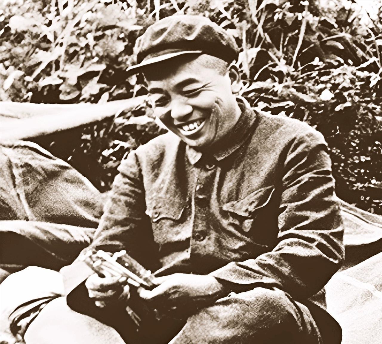[666]1939年12月，国军中将陈铁，在山西晋城设宴款待彭德怀，席间，陈铁的