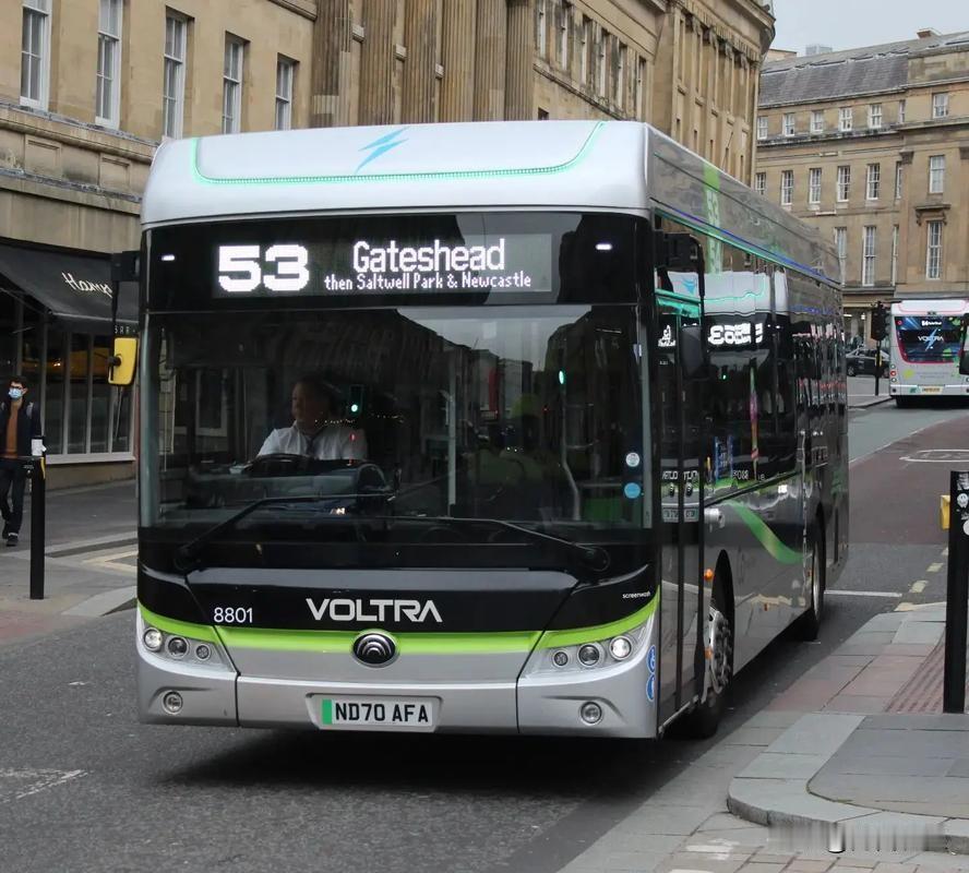 英国查中国公交？说能远程熄火？笑死这事真不是拍电影挪威测了下中国宇通